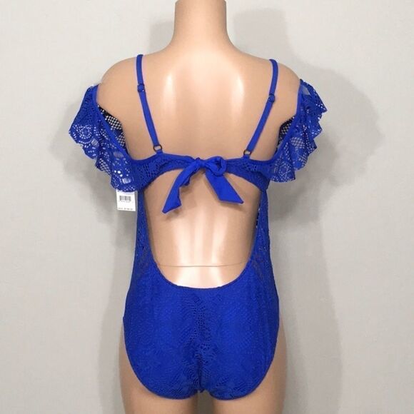 Kenneth Cole Reaction V-Neck Crochet Swim Suit. - Picture 4 of 6